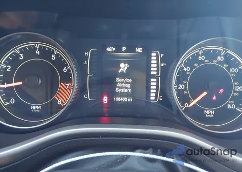 2014 Jeep Cherokee Latitude z USA, uszkodzony, nr VIN 1C4PJMCS5EW247986